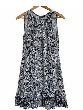 R&K Black & White Snake-Print Ruffle Mini Dress. Size 8.